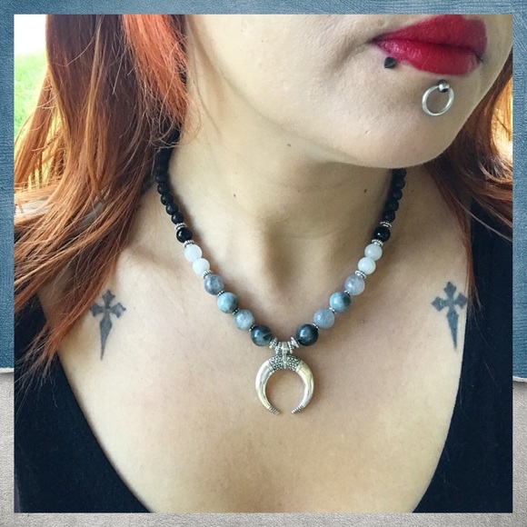 Boho quartz onyx bead chocker silver moon necklace - Picture 3 of 8